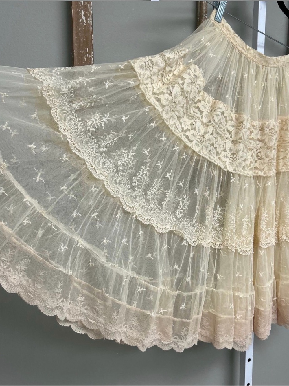 Vintage Boho Fairycore Lace Mesh Tiered Midi Skirt Cream Ivory Sheer Romantic S - Picture 4 of 7